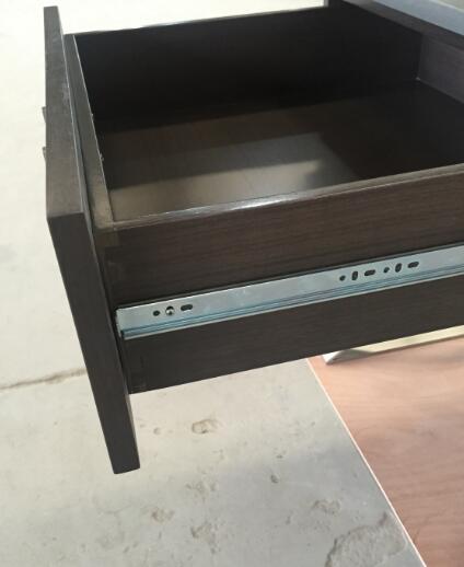 King Size Hotel Başucu Masaları% 100 Sheen ile Metal Ayak Ağırlama Vaka Ürünleri 2