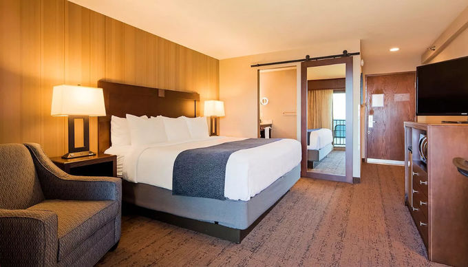 King Size Lüks Otel Yatak Odası Mobilya Tasarımları Master Set 1800*2000, 2