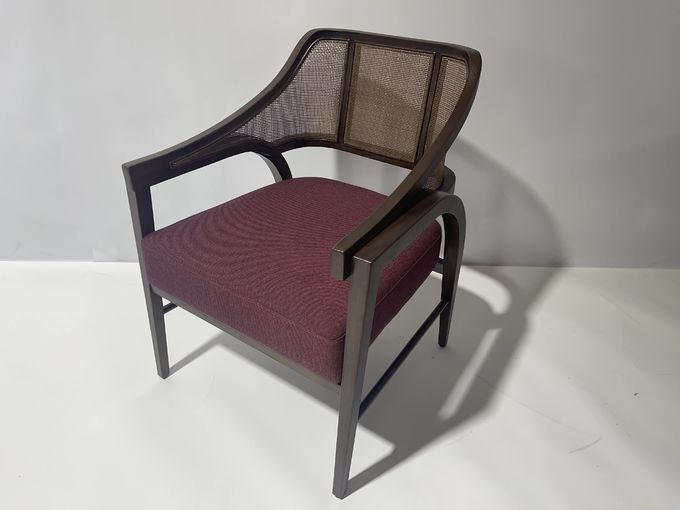 Ticari Otel İçin Döşemelik Kumaşlı Modern Lüks Kamış Sandalye 1
